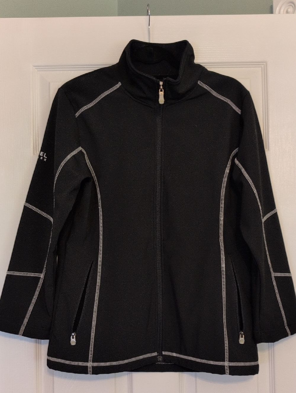 Kastel Denmark Black Women’s Full-Zip Jacket with White Stitching Lg